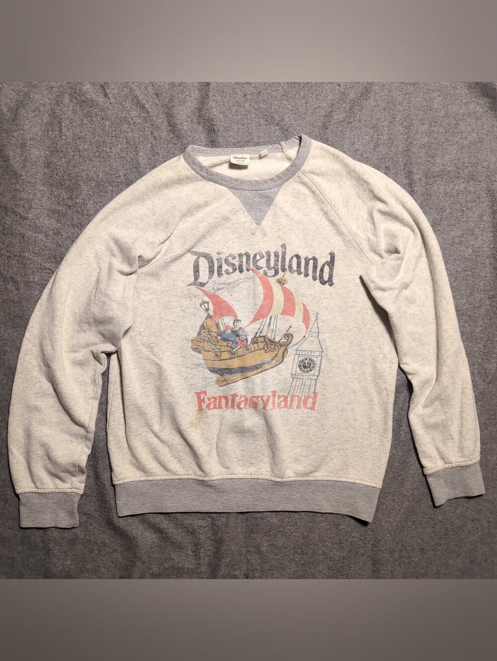 Disney Parks Forever Junk Food Disneyland Fantasyland Sweatshirt Small